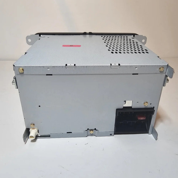 Volkswagen Delphi Electronics Factory Radio Premium MP3 DE2 Model #H020/S0023 se - Picture 3 of 8